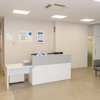 Recepción centro médico La Buhaira