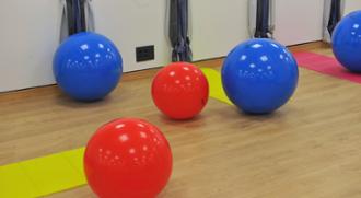 Sala de pilates en el centro médico de Zaragoza