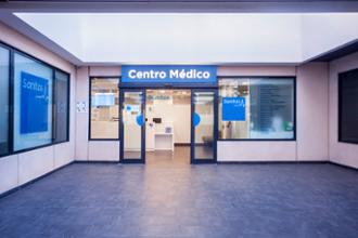 Entrada Centro Médico Sanitas Las Rozas