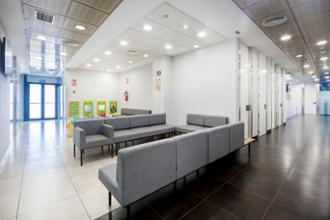 Sala de espera Centro Médico Sanitas Las Rozas