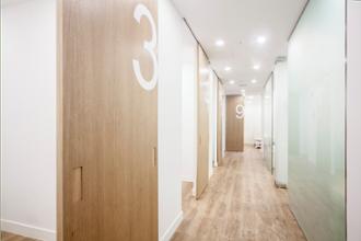 Centro de Rehabilitación Avanzada Valdebebas pasillo
