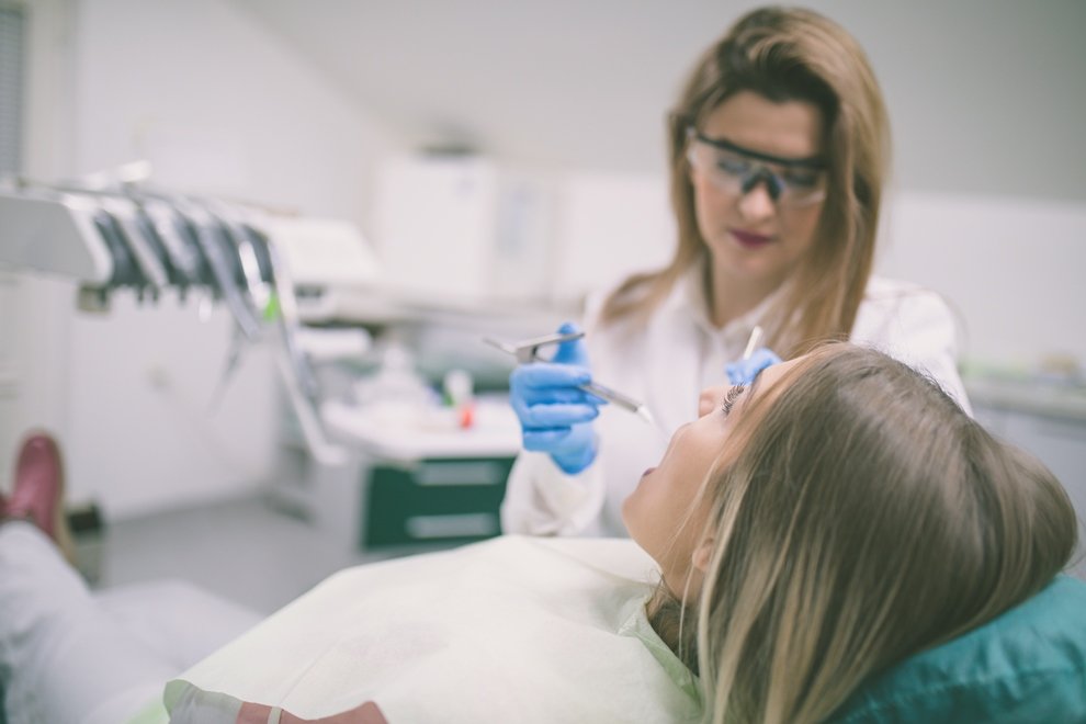 poste de endodoncia, endodoncia con poste