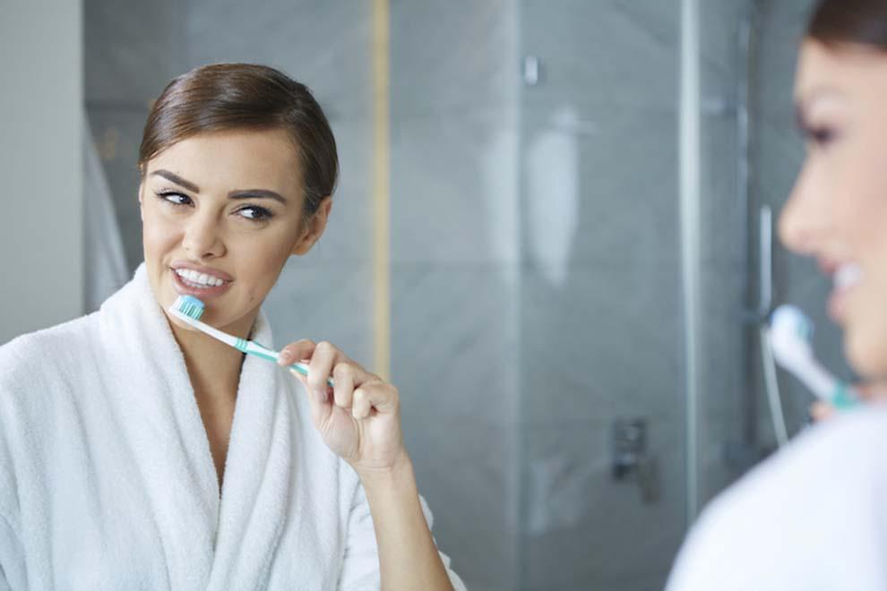 Cómo mejora tu boca y dientes cuando dejas de fumar