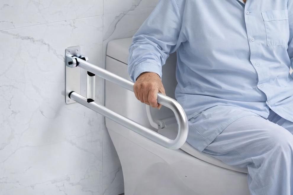 Adaptar baño personas mayores