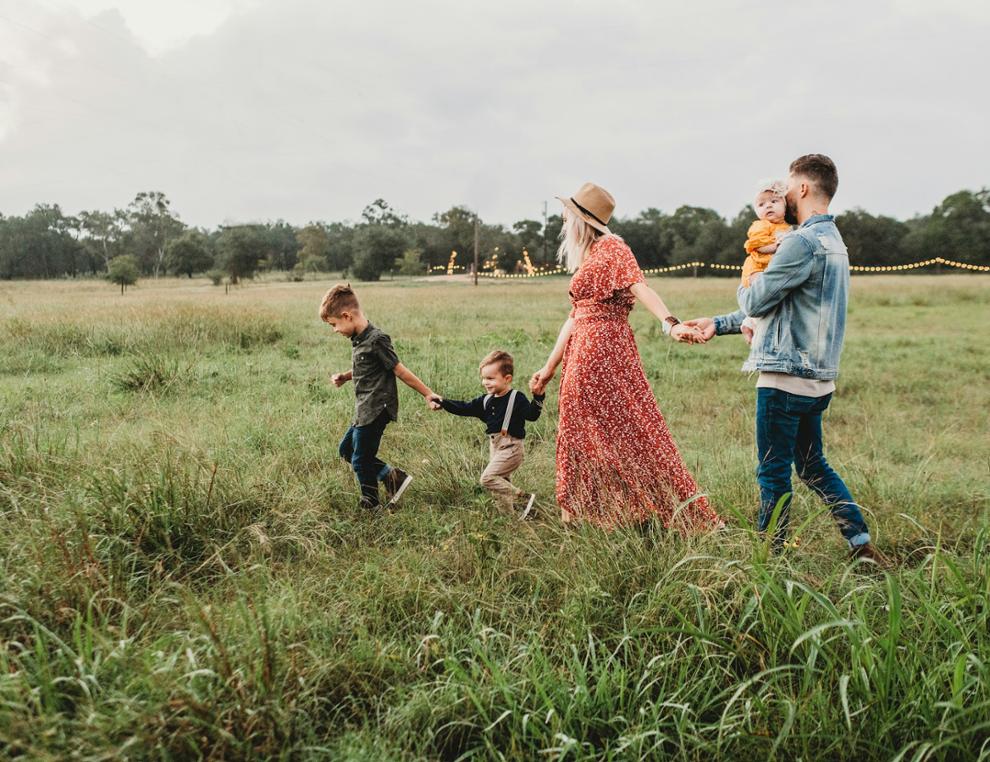 Familia en el campo