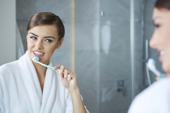 Cómo mejora tu boca y dientes cuando dejas de fumar