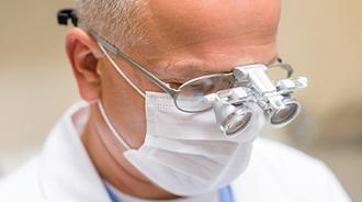 apicectomía infección raíz