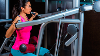 beneficios natacion columna vertebral