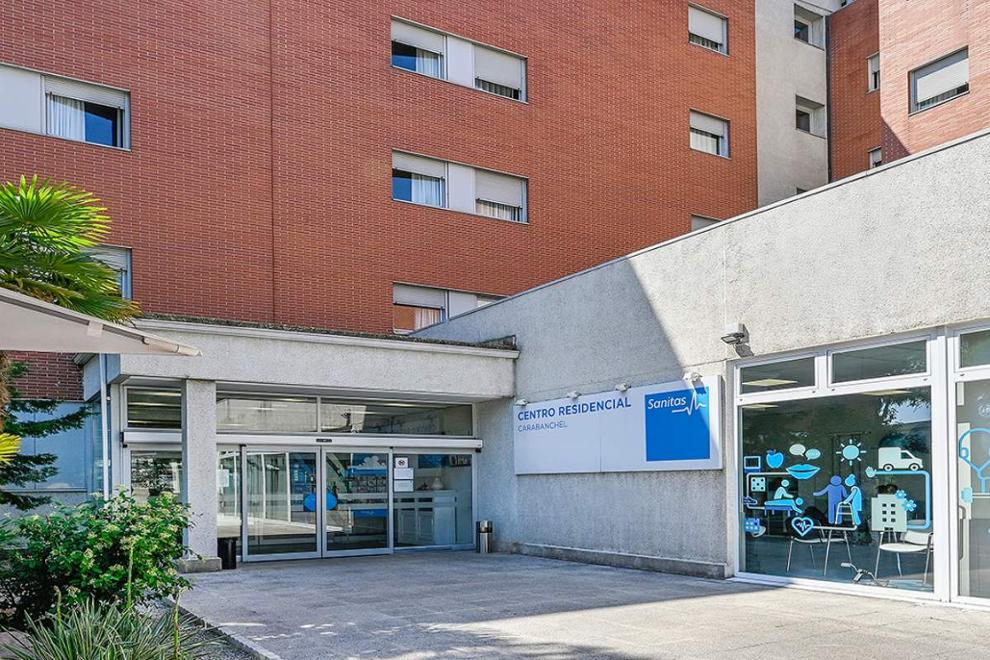 Fachada Residencia de mayores Carabanchel