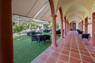 Centro Residencial Altanova patio