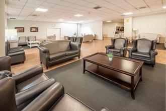 Centro Residencial Carabanchel salón