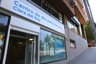 Fachada del Centro de Día Clara del Rey