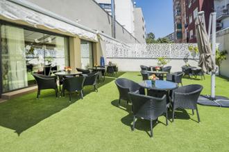 Terraza Residencia de mayores Cornellá 