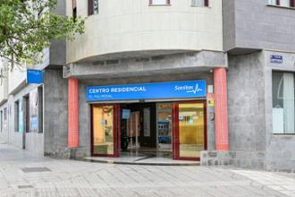 Residencia y Centro de día El Palmeral entrada