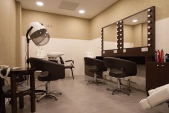 Peluqueria Residencia de mayores Jardines de Sabatini