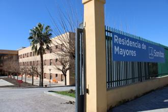 Fachada residencia y centro de día Joaquina Eguaras