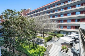 Exterior Residencia de mayores y Centro de día Les Corts