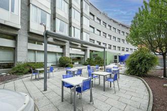 Jardín residencia y centro de día Pinar del Rey