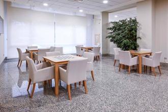 Salón familias residencia y centro de día Pinar del Rey