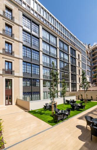 Residencia de mayores Rambla Catalunya fachada