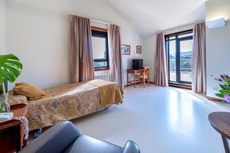 Habitación individual Residencia mayores Vigo