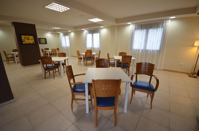 comedor residencia sanitas el palmeral