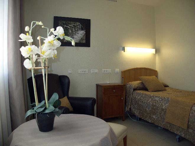 dormitorio residencia mayores el palmeral