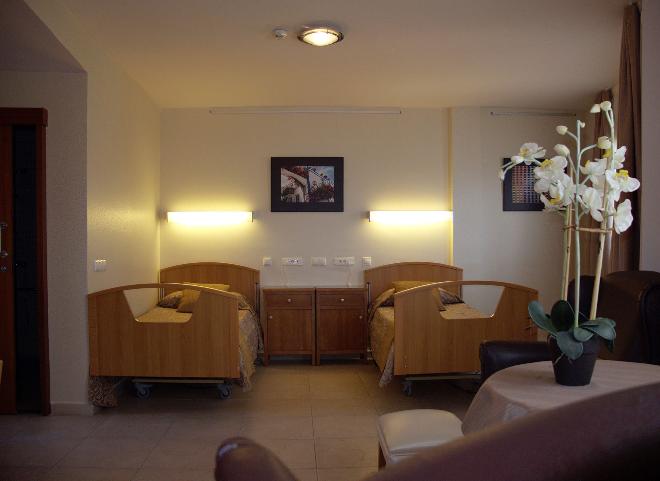 habitacion residencia mayores el palmeral