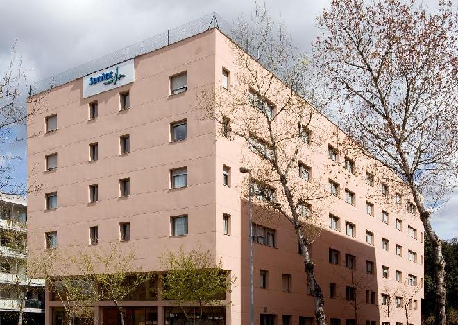 fachada sanitas mayores Gerunda