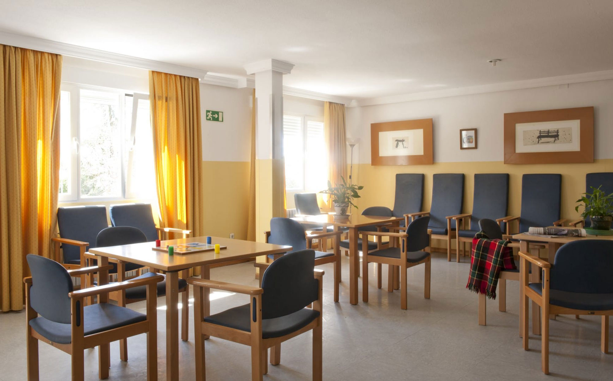 Residencia de mayores Almenara - Colmenar del Arroyo - Sanitas Mayores