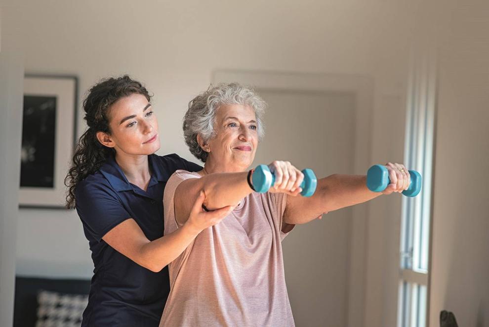Cuidados y Servicios en domicilio, Centros día y Residencias Mayores con atención personalizada en adultos mayores