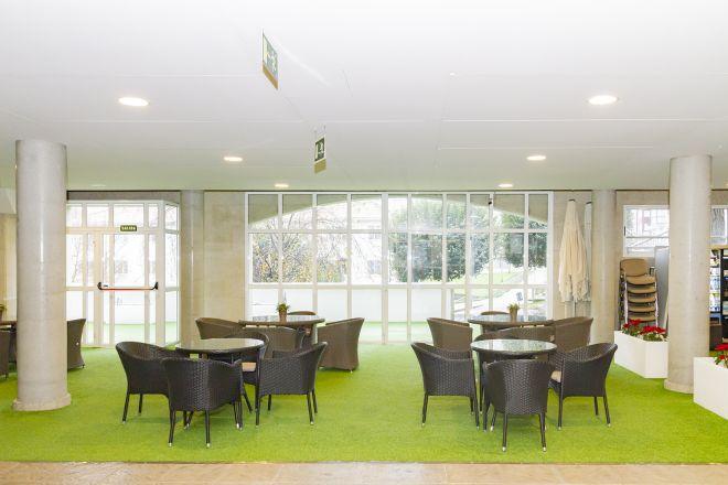 terraza residencia mayores sanitas a coruna