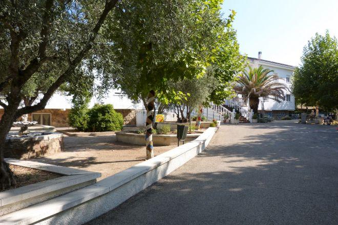 fachada sanitas mayores almenara