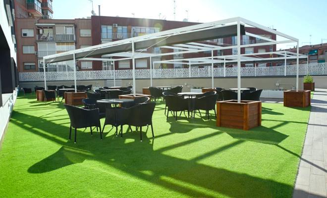 terraza residencia sanitas cornella