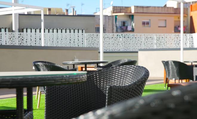 terraza residencia mayores cornella