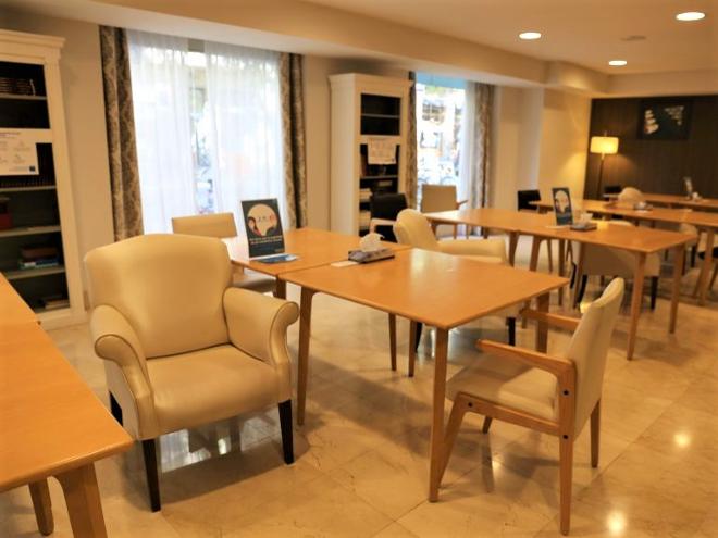 residencia mayores consell de cent sala