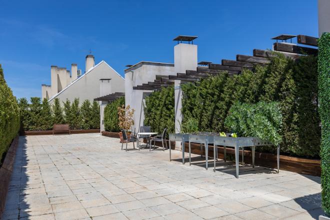 jardin residencia mayores heranes sanitas