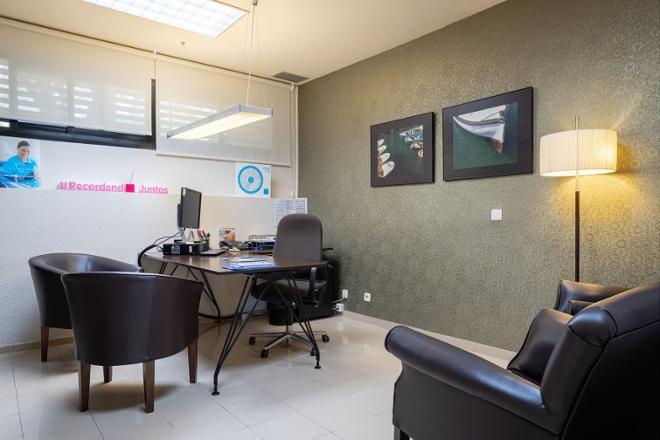 despacho residencia mayores sanitas las rozas