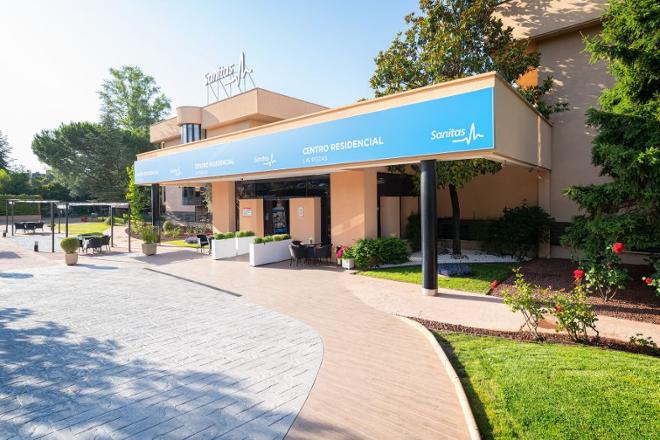 entrada residencia mayores las rozas