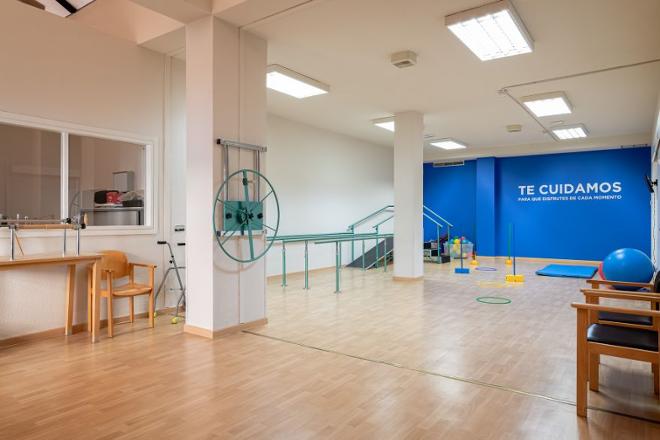 gimnasio residencia mayores sanitas las rozas