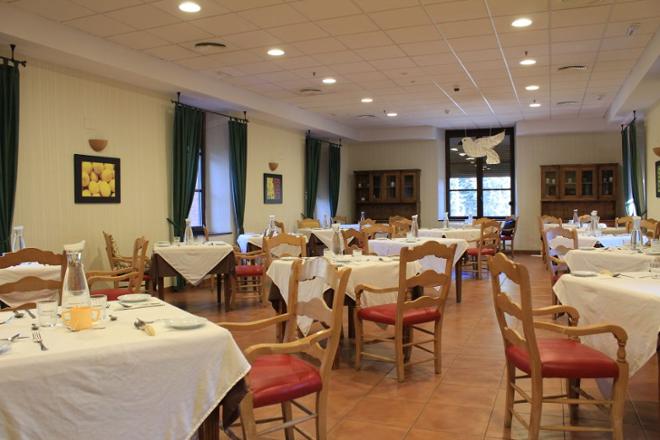 Comedor residencia mayores linares